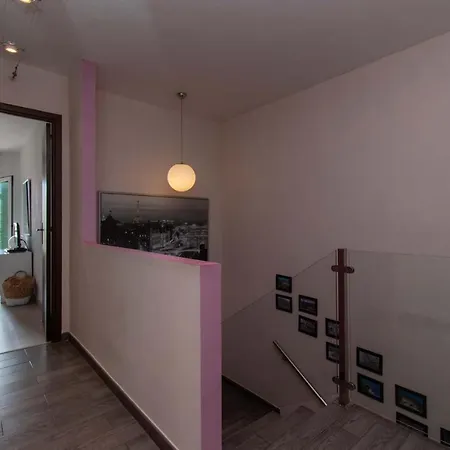 Duplex In Playa De Americas-center Apartman *