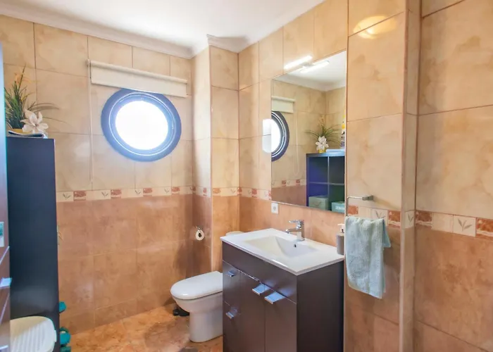 Duplex In Playa De Americas-center شقة